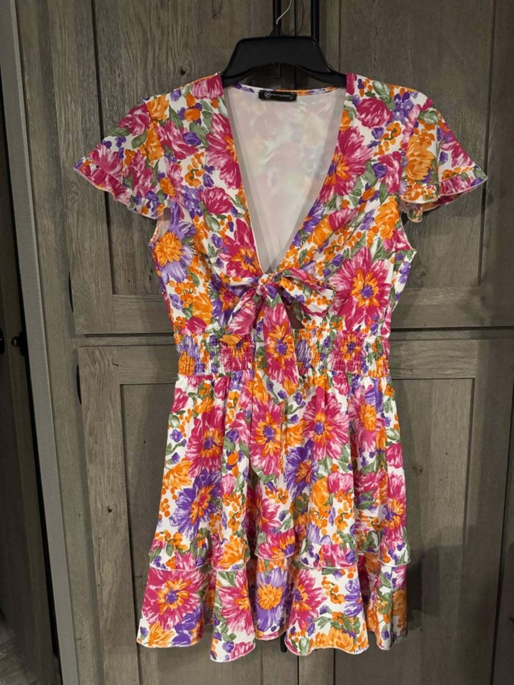 Pretty Garden Sz S Floral Tie-Front Mini Dress in White, Pink & Orange EUC😊😊